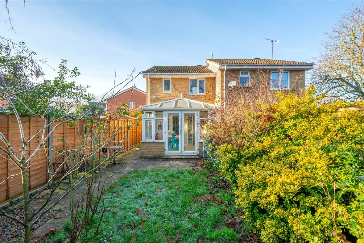 3 Bedroom House For SaleHouse For Sale in Alsop Close, London Colney, St. Albans - View 5 - Collinson Hall
