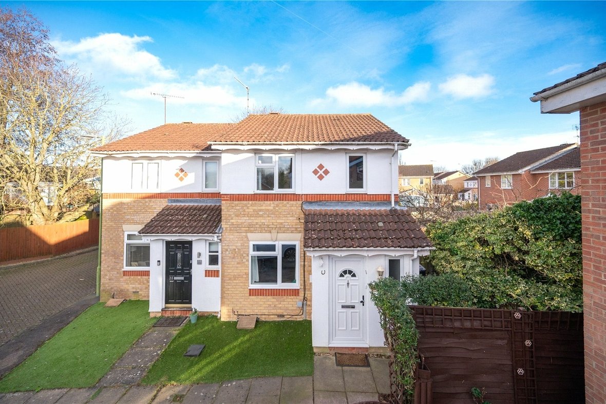 3 Bedroom House For SaleHouse For Sale in Alsop Close, London Colney, St. Albans - View 1 - Collinson Hall