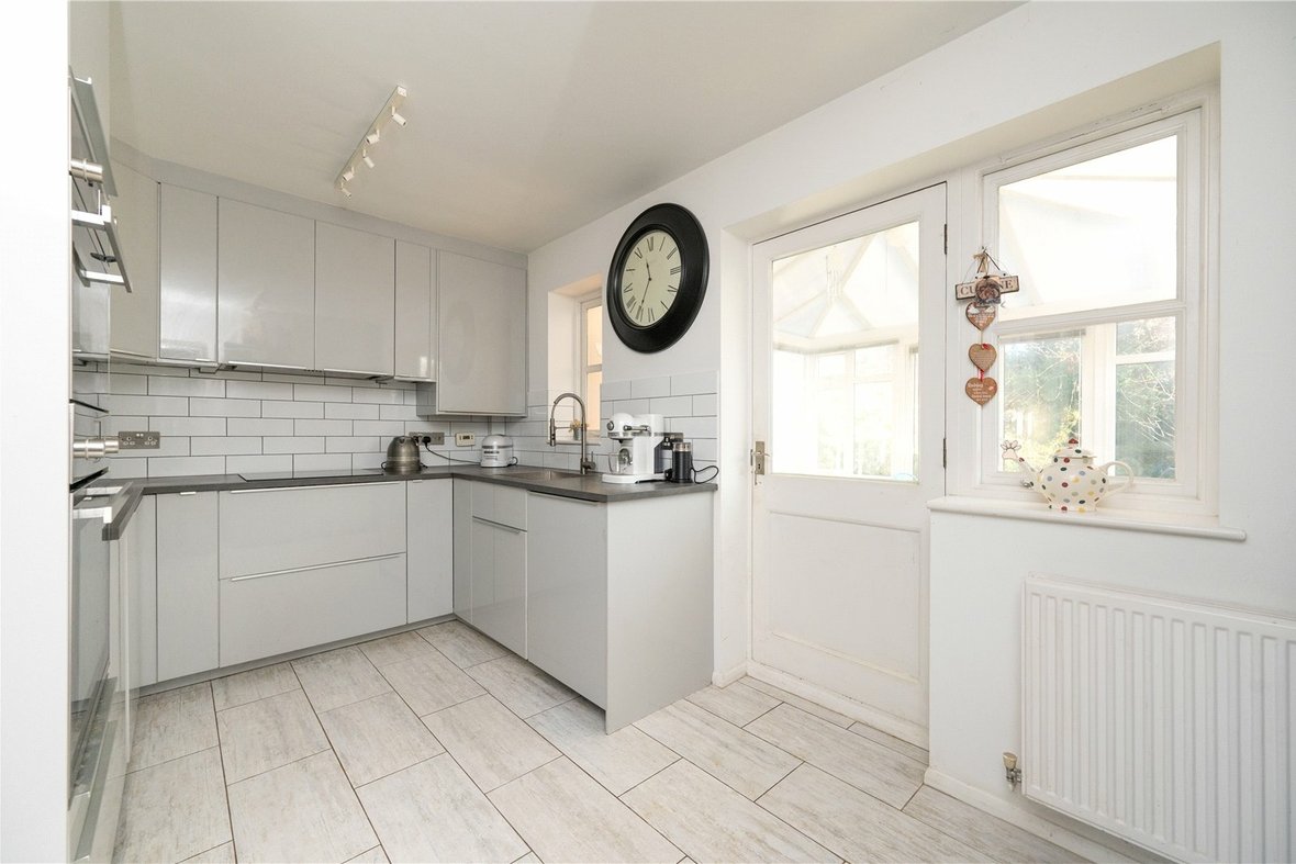 3 Bedroom House For SaleHouse For Sale in Alsop Close, London Colney, St. Albans - View 3 - Collinson Hall