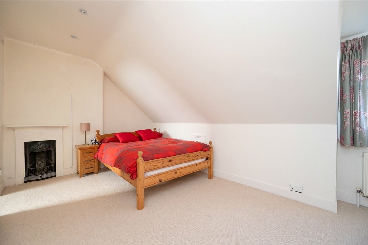 4 Bedroom House For SaleHouse For Sale in Britton Avenue, St. Albans, Hertfordshire - View 12 - Collinson Hall