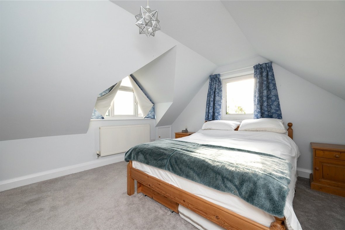 5 Bedroom House For SaleHouse For Sale in Park Street Lane, Park Street, St Albans - View 12 - Collinson Hall