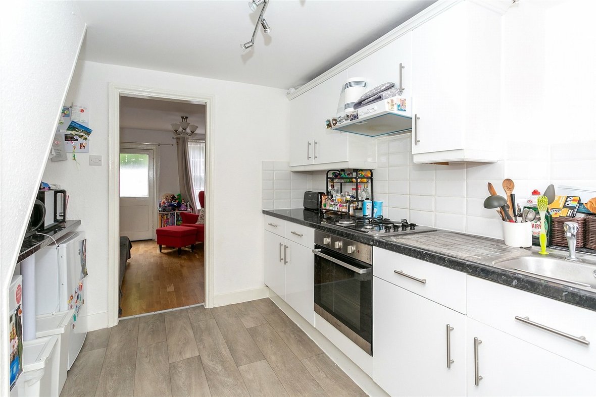 2 Bedroom House Let AgreedHouse Let Agreed in Orchard Street, St. Albans, Hertfordshire - View 4 - Collinson Hall
