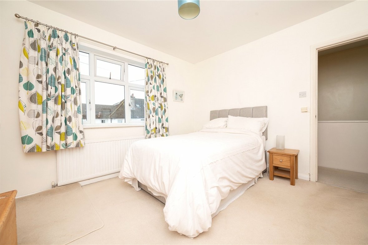 3 Bedroom  New Instruction New Instruction in Camp Road, St. Albans, Hertfordshire - View 15 - Collinson Hall