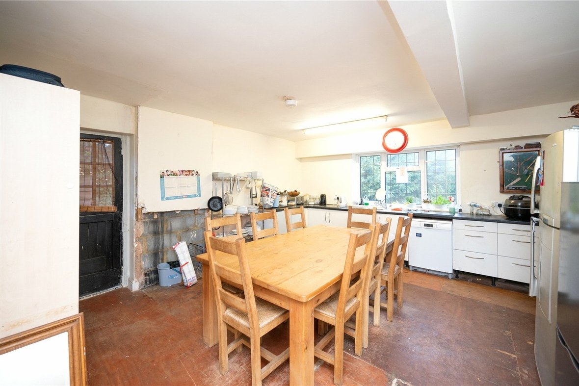 House For Sale in Oaklea, Welwyn, Hertfordshire - View 10 - Collinson Hall