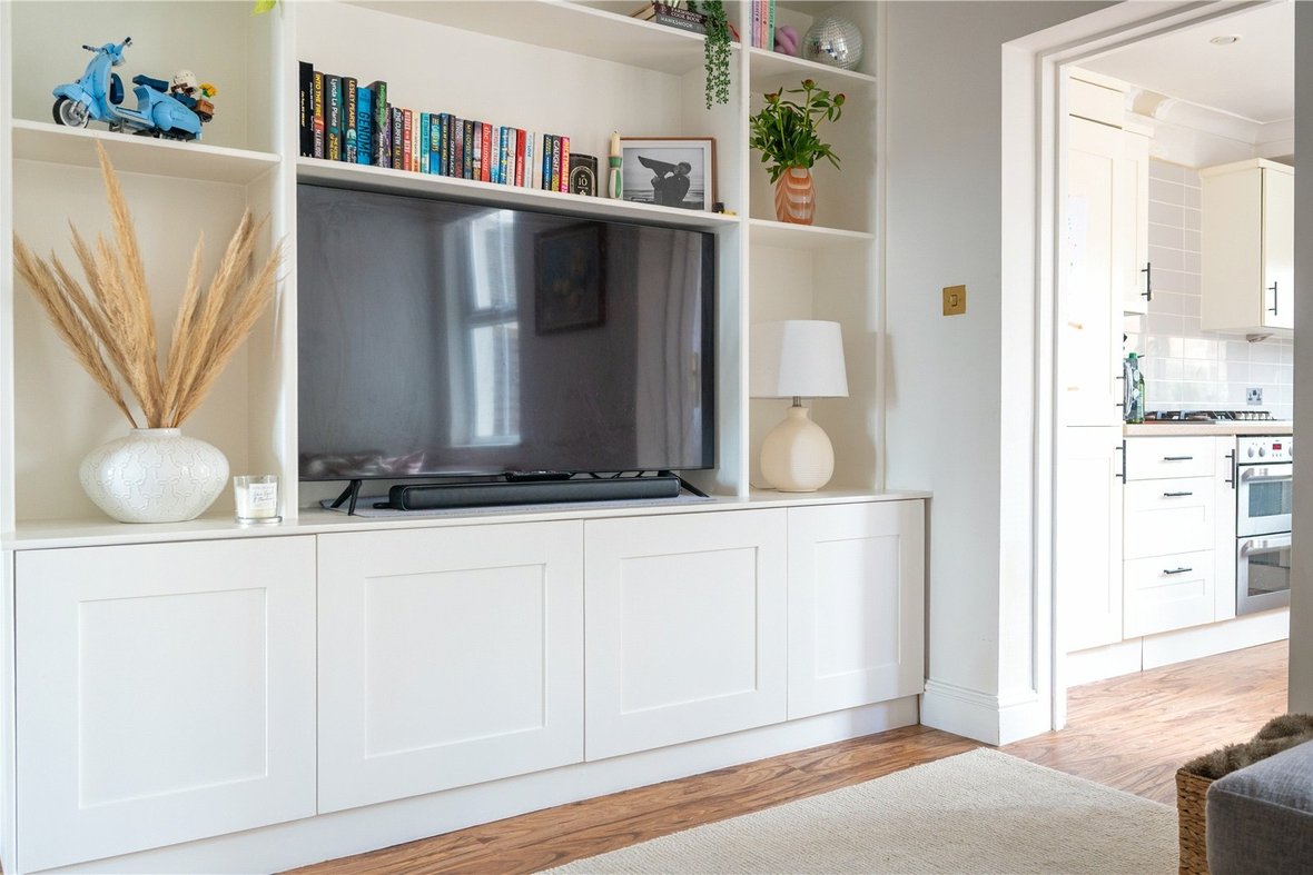 3 Bedroom House For SaleHouse For Sale in High Street, London Colney, St. Albans - View 14 - Collinson Hall