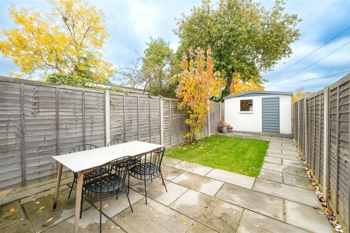 3 Bedroom House For SaleHouse For Sale in High Street, London Colney, St. Albans - View 15 - Collinson Hall