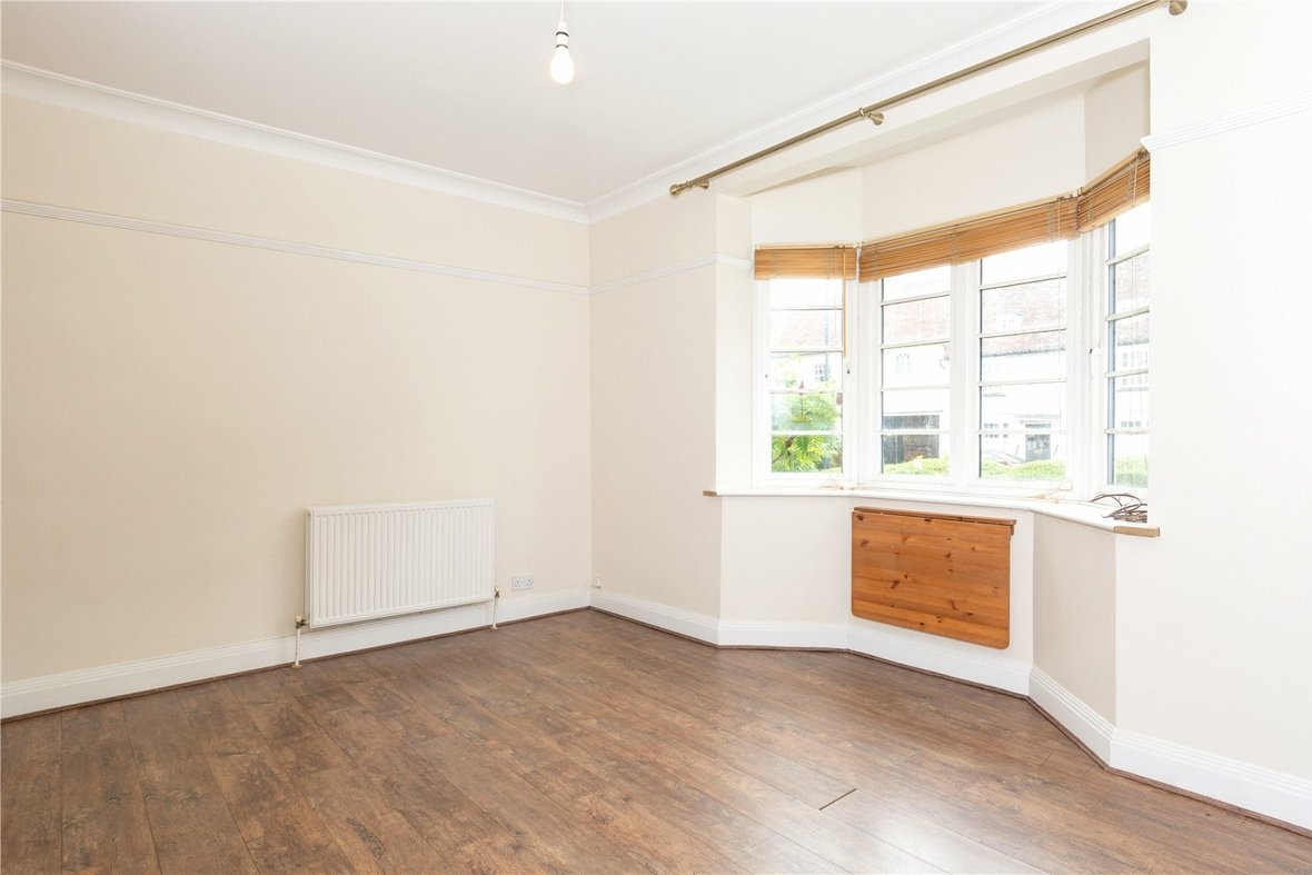 2 Bedroom Apartment For SaleApartment For Sale in Abbey Court, Holywell Hill, St. Albans - View 7 - Collinson Hall