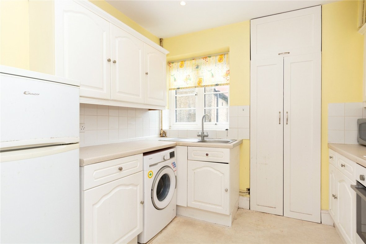 2 Bedroom Apartment For SaleApartment For Sale in Abbey Court, Holywell Hill, St. Albans - View 3 - Collinson Hall