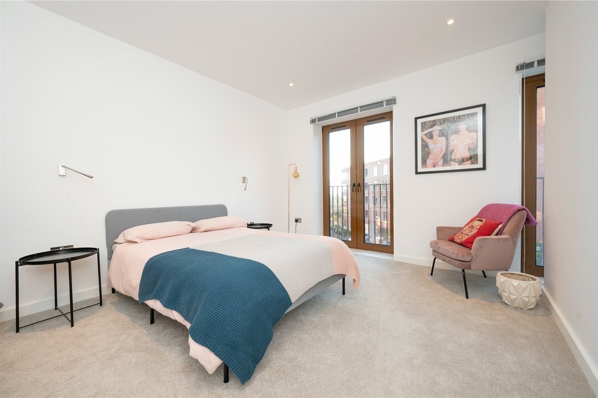 1 Bedroom  Let Let in Flat 21, Ziggurat House, 25 Grosvenor Road, St. Albans - View 6 - Collinson Hall