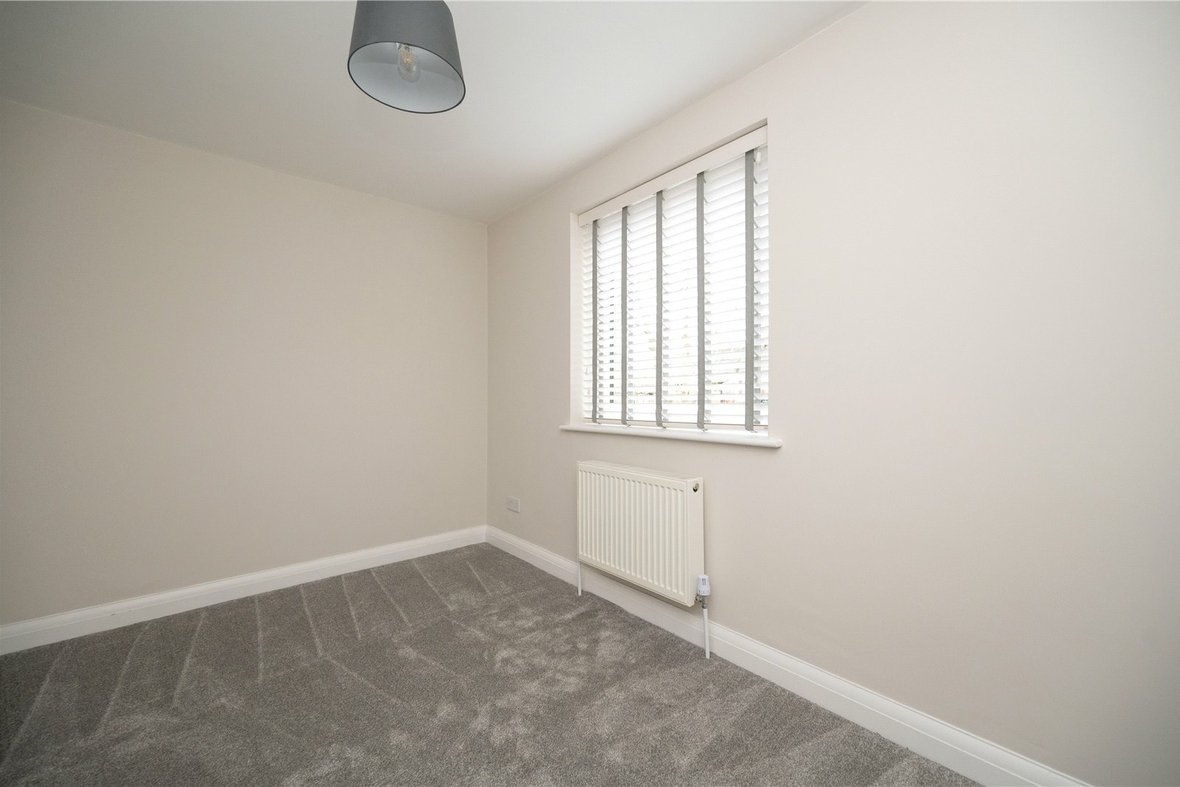 3 Bedroom House Let AgreedHouse Let Agreed in Corinium Gate, St. Albans, Hertfordshire - View 8 - Collinson Hall