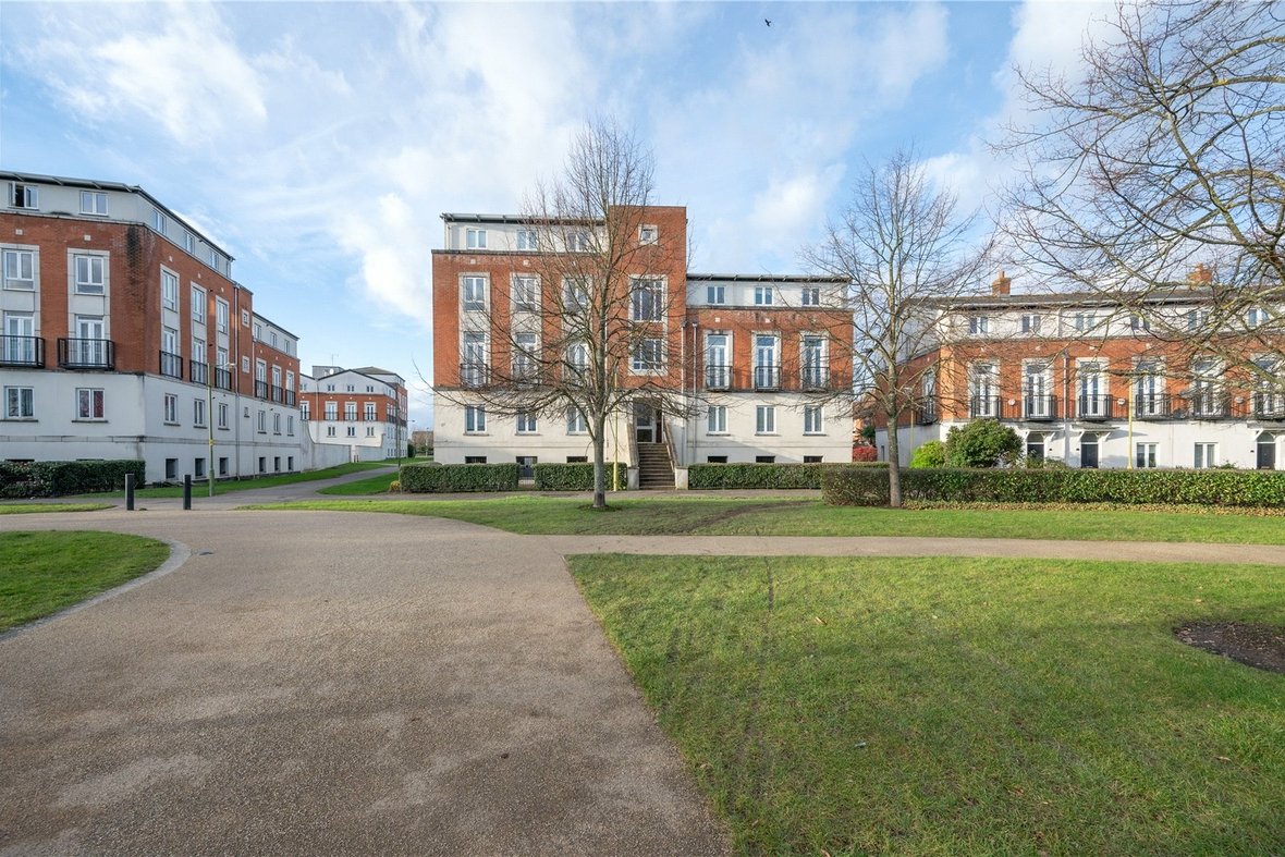2 Bedroom Apartment For SaleApartment For Sale in Mosquito Way, Hatfield, Hertfordshire - View 9 - Collinson Hall