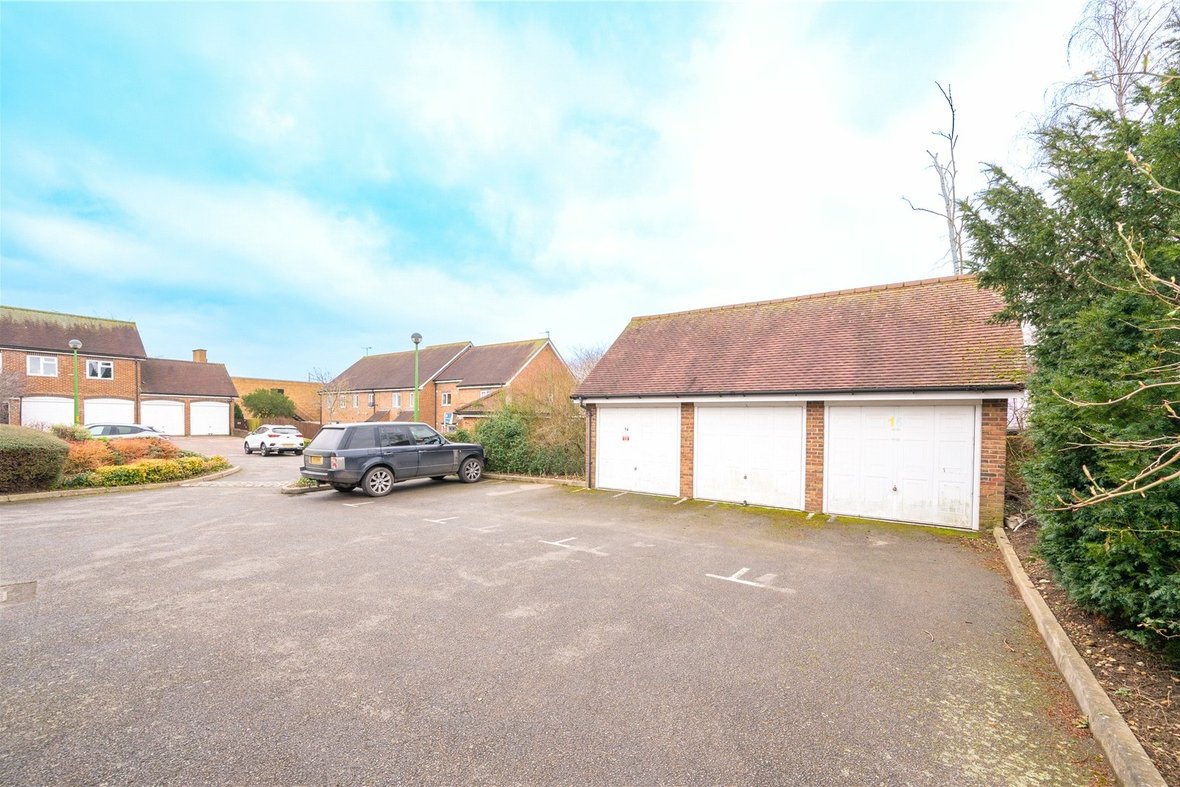 2 Bedroom Maisonette Sold Subject to ContractMaisonette Sold Subject to Contract in Kennedy Close, London Colney, St. Albans - View 13 - Collinson Hall