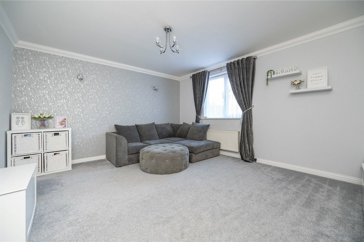 2 Bedroom Maisonette Sold Subject to ContractMaisonette Sold Subject to Contract in Kennedy Close, London Colney, St. Albans - View 5 - Collinson Hall