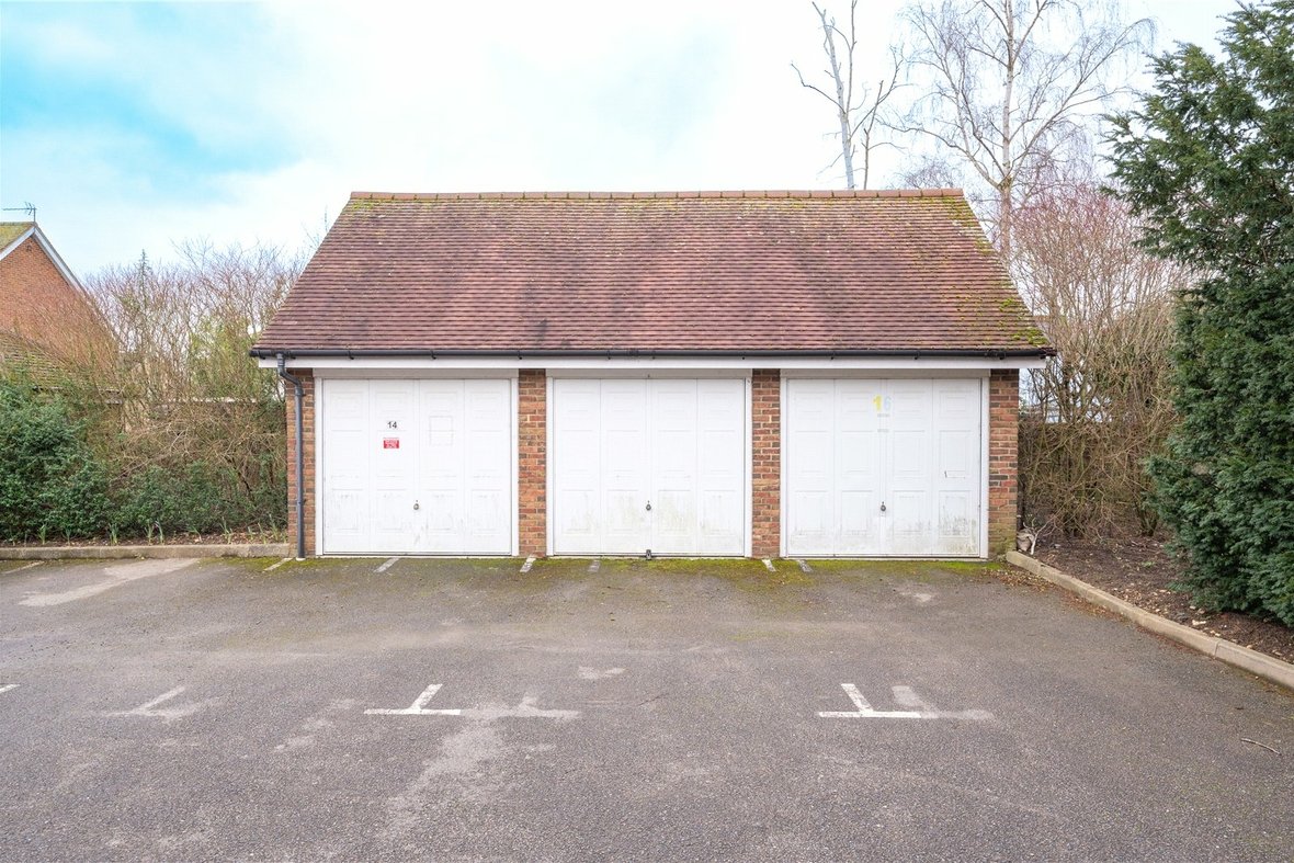 2 Bedroom Maisonette Sold Subject to ContractMaisonette Sold Subject to Contract in Kennedy Close, London Colney, St. Albans - View 14 - Collinson Hall