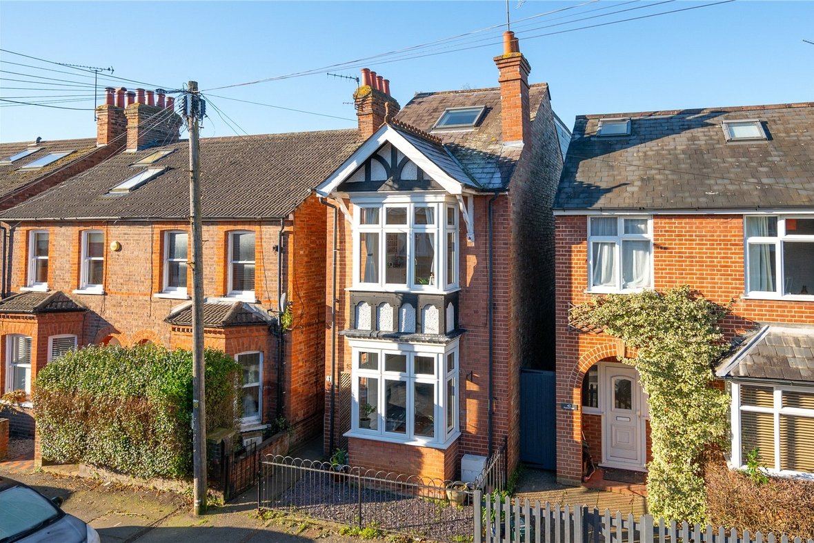 3 Bedroom House Sold Subject to ContractHouse Sold Subject to Contract in Royston Road, St. Albans, Hertfordshire - View 1 - Collinson Hall