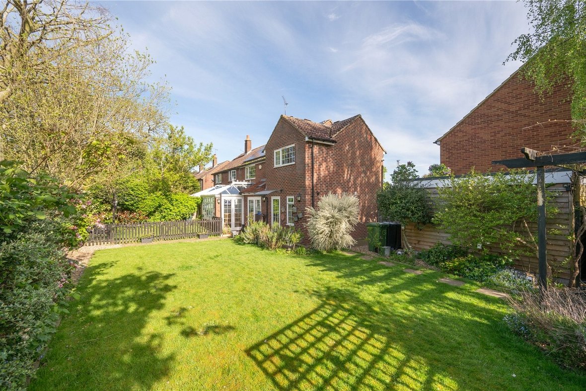 4 Bedroom House For SaleHouse For Sale in Fellowes Lane, Colney Heath, St. Albans - View 7 - Collinson Hall