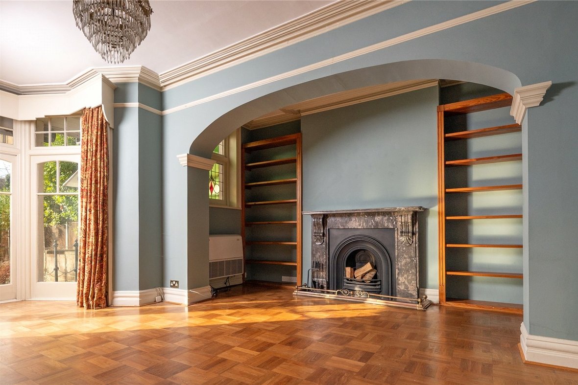 7 Bedroom House For SaleHouse For Sale in London Road, St. Albans, Hertfordshire - View 2 - Collinson Hall