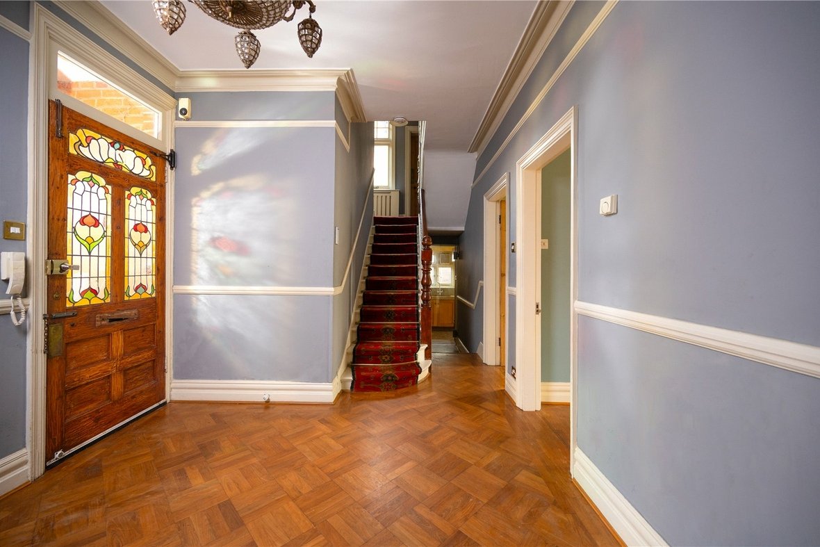 7 Bedroom House For SaleHouse For Sale in London Road, St. Albans, Hertfordshire - View 9 - Collinson Hall