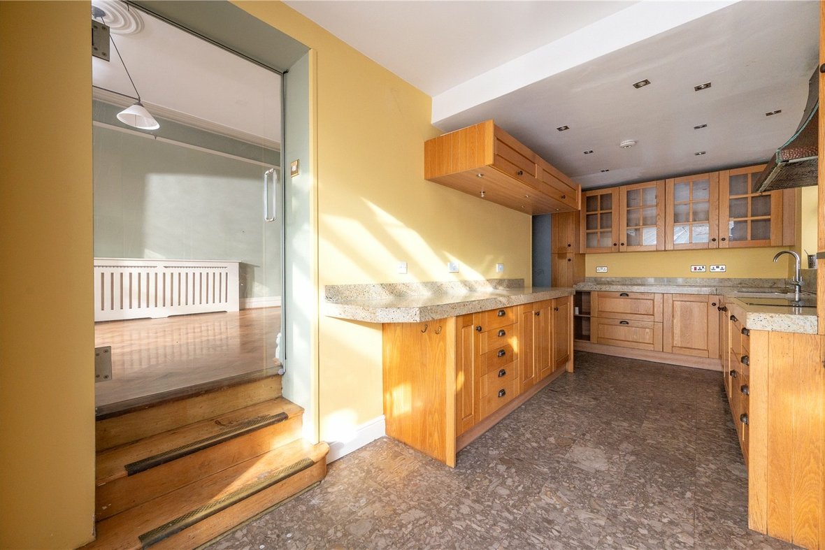 7 Bedroom House For SaleHouse For Sale in London Road, St. Albans, Hertfordshire - View 10 - Collinson Hall