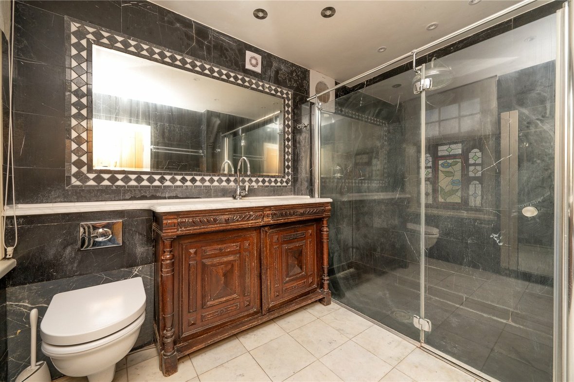 7 Bedroom House For SaleHouse For Sale in London Road, St. Albans, Hertfordshire - View 17 - Collinson Hall