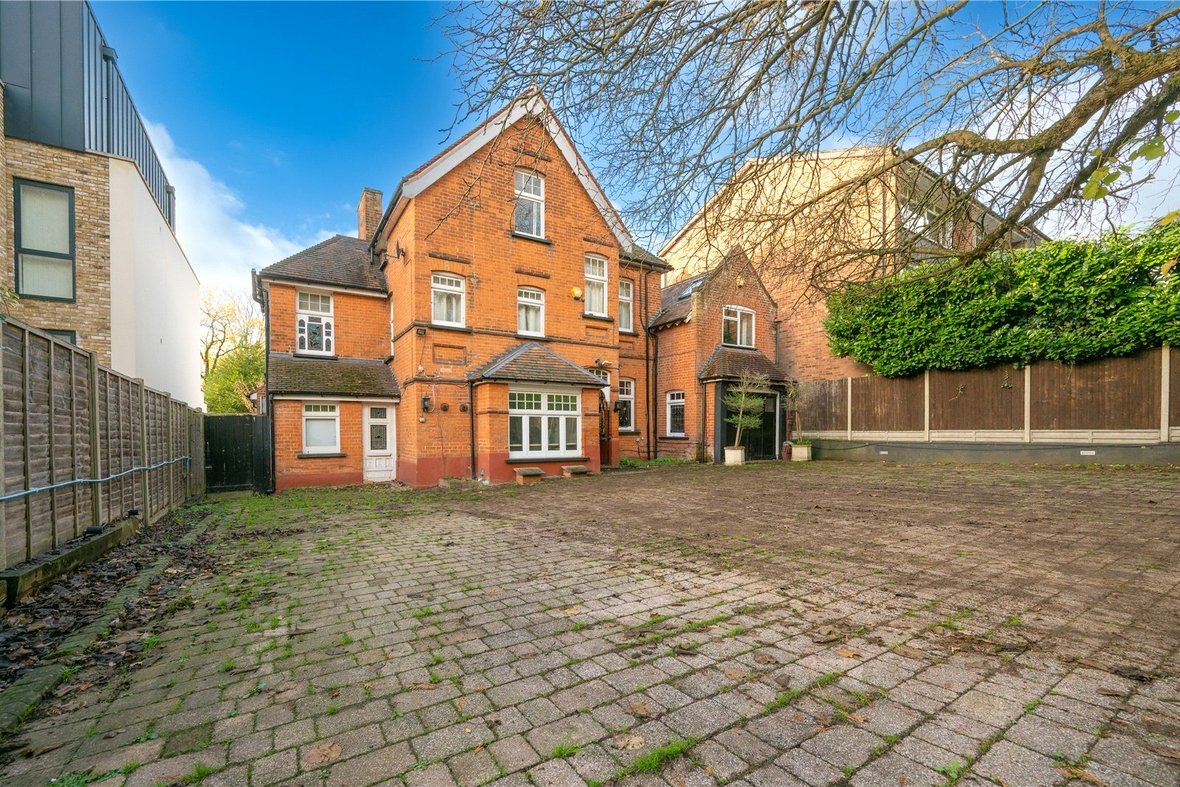 7 Bedroom House For SaleHouse For Sale in London Road, St. Albans, Hertfordshire - View 1 - Collinson Hall