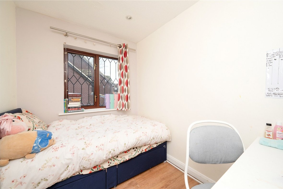 4 Bedroom House For SaleHouse For Sale in Wilstone Drive, St. Albans, Hertfordshire - View 9 - Collinson Hall