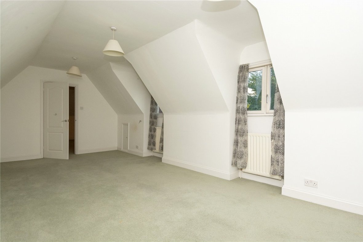 4 Bedroom House Let AgreedHouse Let Agreed in Lancaster Road, St. Albans, Hertfordshire - View 17 - Collinson Hall