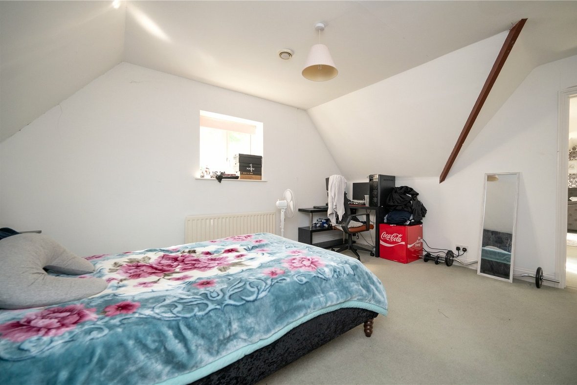 4 Bedroom House Let AgreedHouse Let Agreed in Lancaster Road, St. Albans, Hertfordshire - View 8 - Collinson Hall