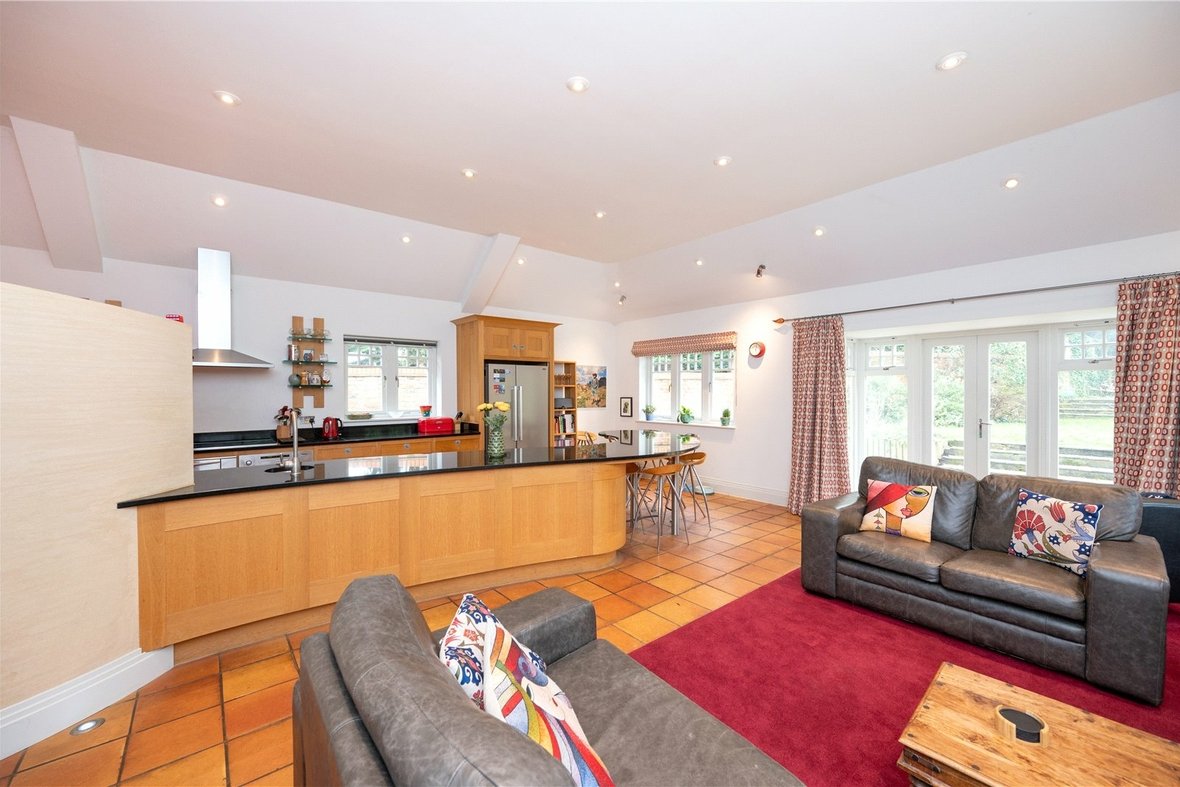 4 Bedroom House For SaleHouse For Sale in Trevelyan Place, St. Stephens Hill, St. Albans - View 22 - Collinson Hall
