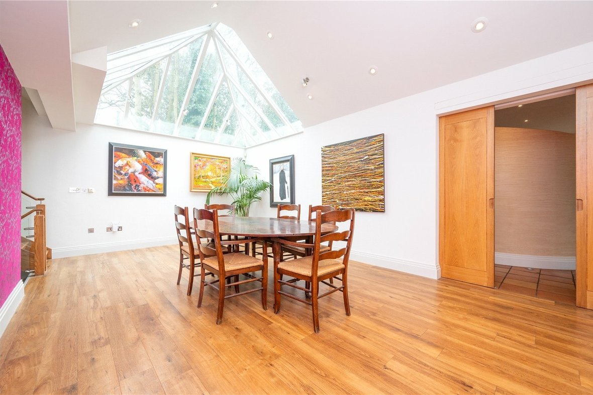 4 Bedroom House For SaleHouse For Sale in Trevelyan Place, St. Stephens Hill, St. Albans - View 6 - Collinson Hall