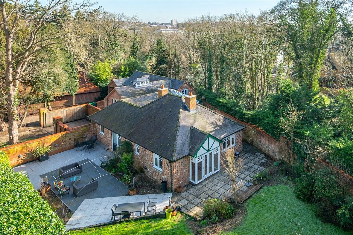 4 Bedroom House For SaleHouse For Sale in Trevelyan Place, St. Stephens Hill, St. Albans - View 25 - Collinson Hall