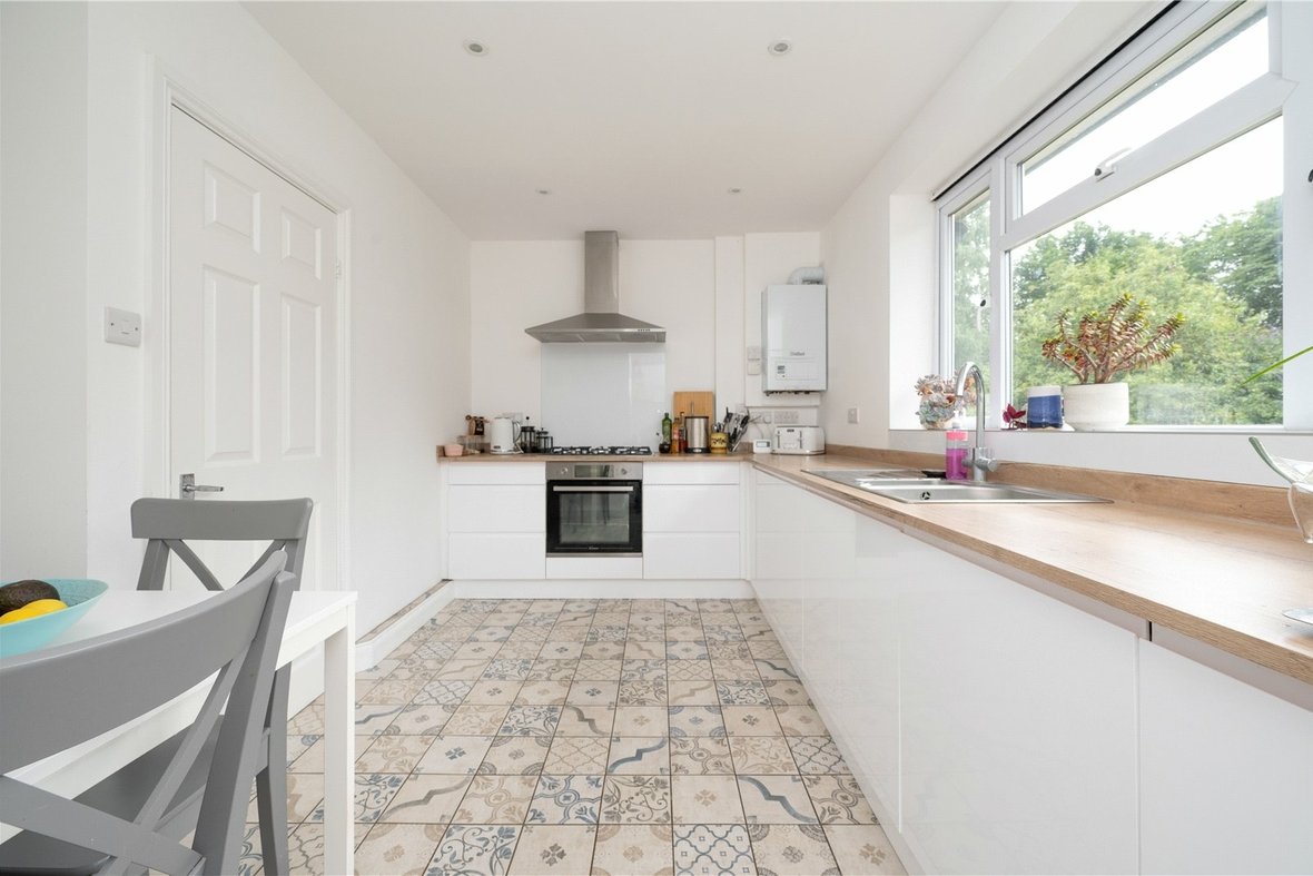 3 Bedroom House For SaleHouse For Sale in South Close, St. Albans, Hertfordshire - View 2 - Collinson Hall