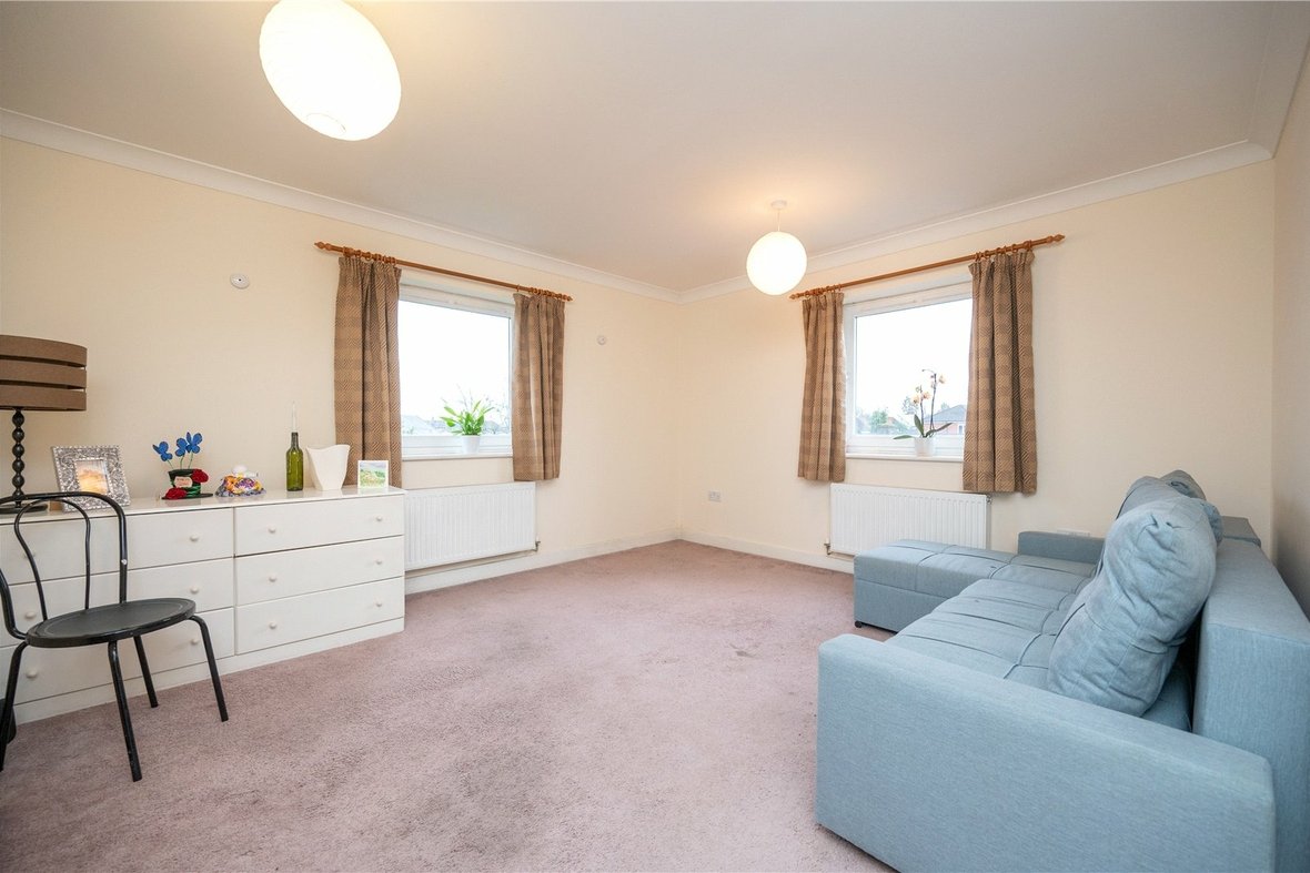2 Bedroom Apartment For SaleApartment For Sale in Bakers Close, St. Albans, Hertfordshire - View 2 - Collinson Hall
