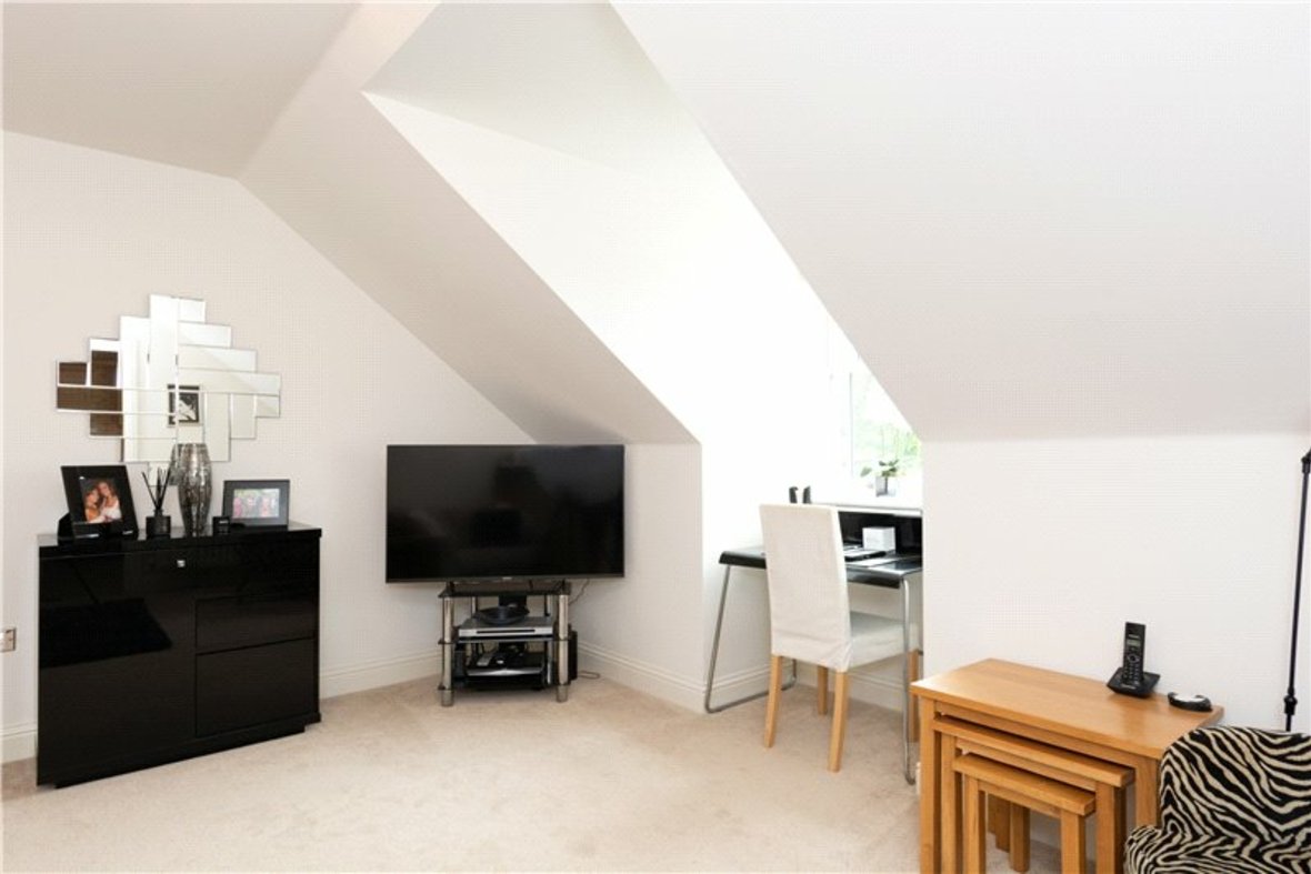 2 Bedroom Apartment For Sale in Aventine Court, 101 Holywell Hill - View 10 - Collinson Hall
