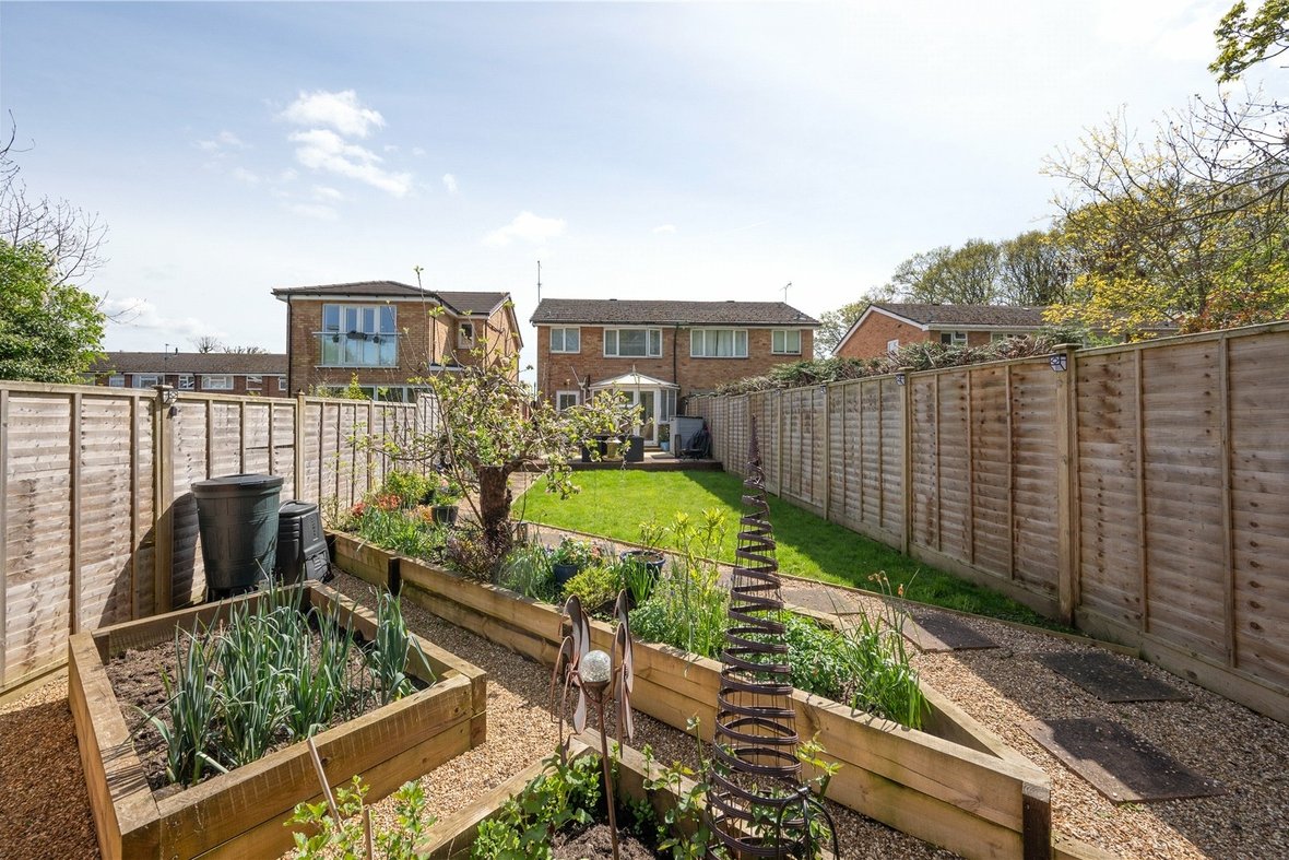 3 Bedroom House For SaleHouse For Sale in Ringway Road, Park Street, St. Albans - View 1 - Collinson Hall