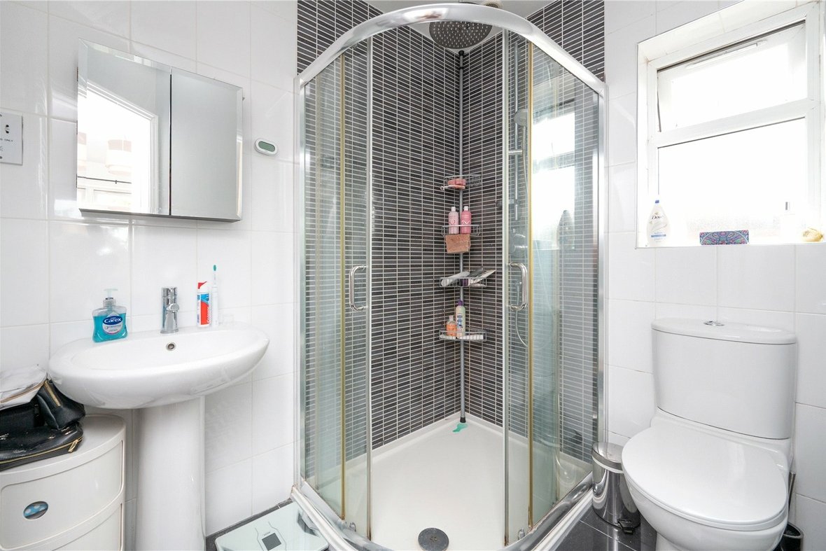 4 Bedroom House New InstructionHouse New Instruction in Watford Road, St. Albans, Hertfordshire - View 8 - Collinson Hall