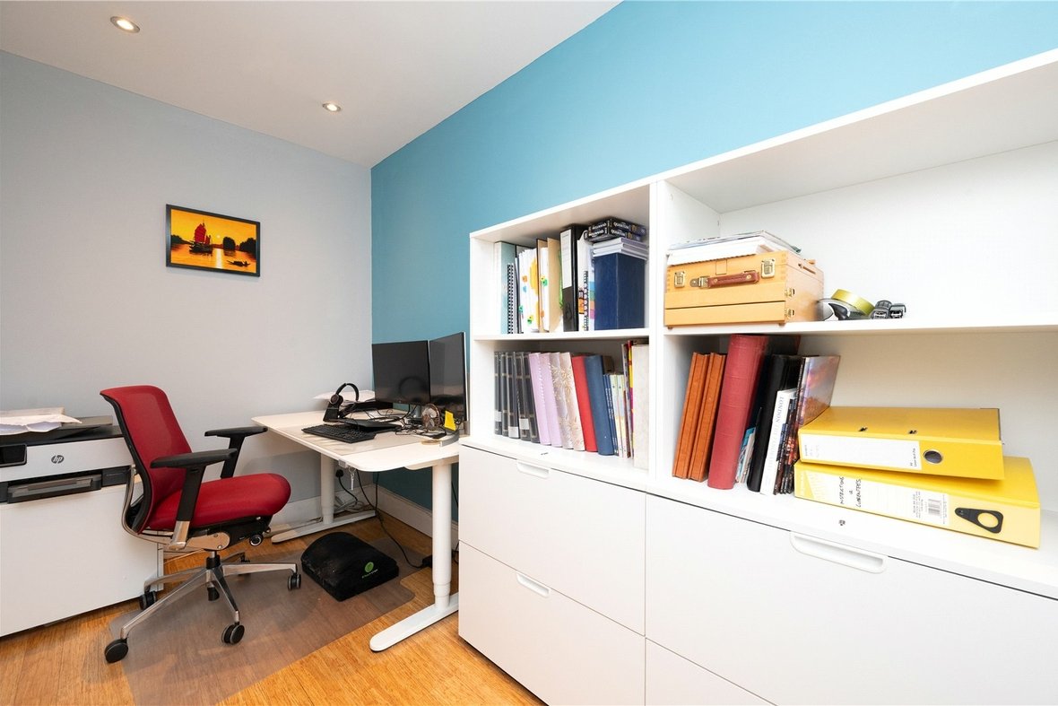 4 Bedroom House For SaleHouse For Sale in Watford Road, St. Albans, Hertfordshire - View 19 - Collinson Hall