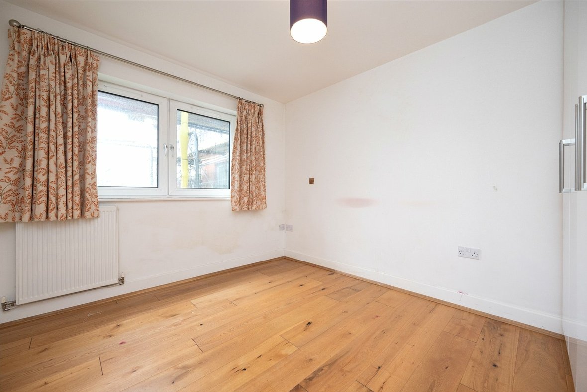 2 Bedroom Apartment LetApartment Let in Charrington Place, St. Albans, Hertfordshire - View 12 - Collinson Hall