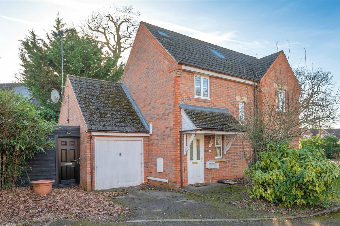 3 Bedroom House For SaleHouse For Sale in Hamlet Close, Bricket Wood, St. Albans - View 18 - Collinson Hall