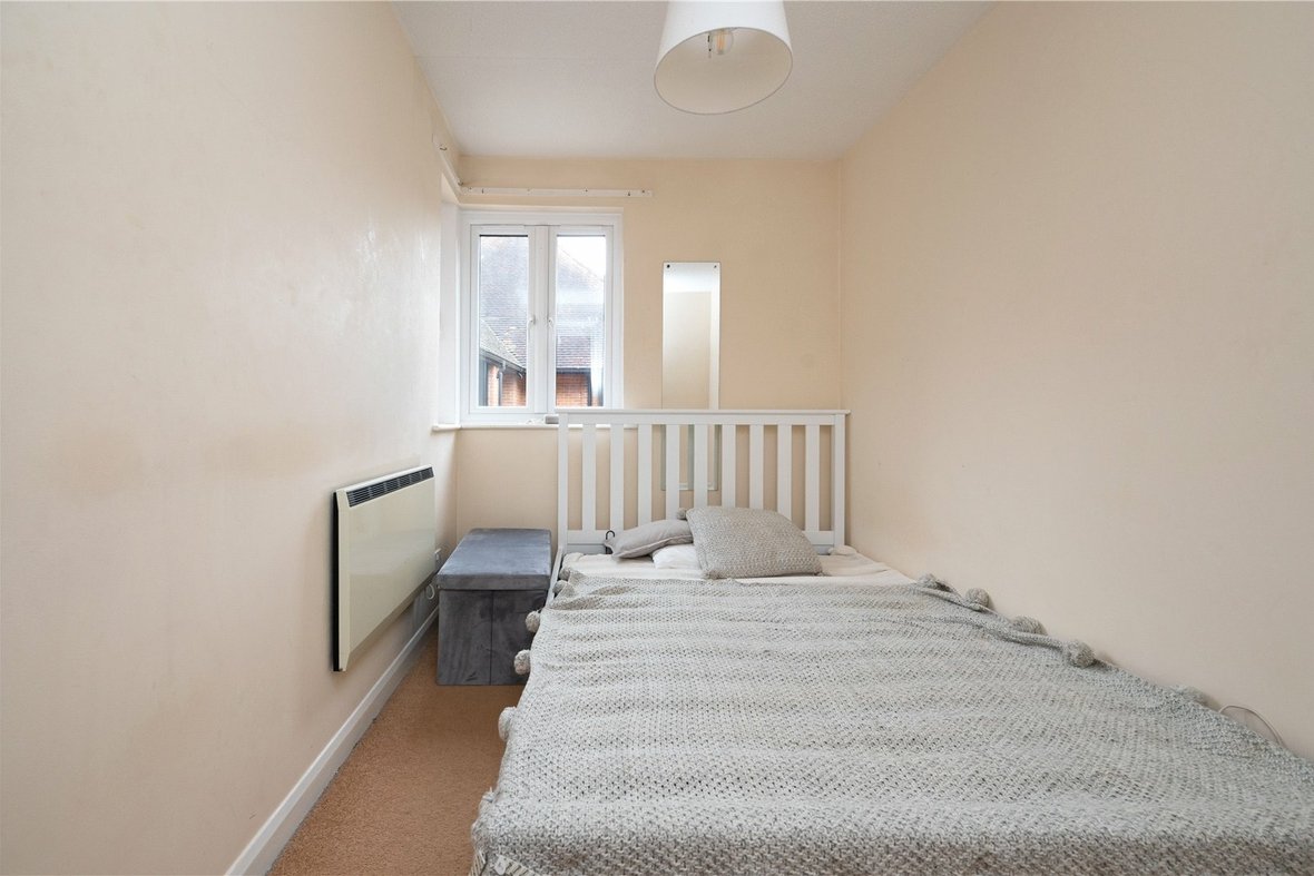 2 Bedroom Apartment Let AgreedApartment Let Agreed in Victoria Street, St. Albans, Hertfordshire - View 7 - Collinson Hall