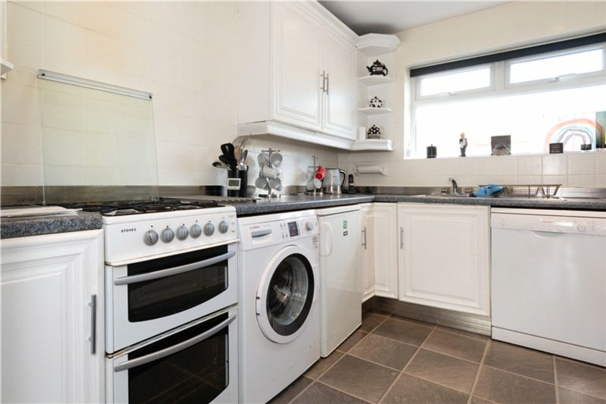3 Bedroom House Sold Subject to Contract in Birchwood Way, Park Street, St. Albans - View 6 - Collinson Hall