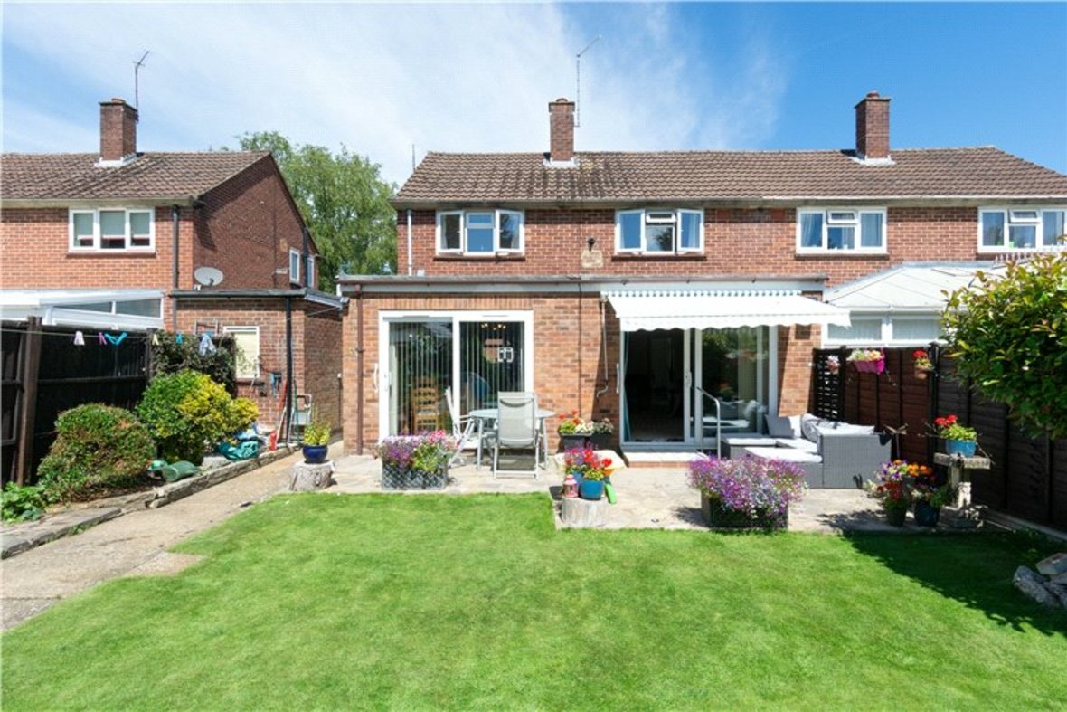 3 Bedroom House Sold Subject to Contract in Birchwood Way, Park Street, St. Albans - View 13 - Collinson Hall