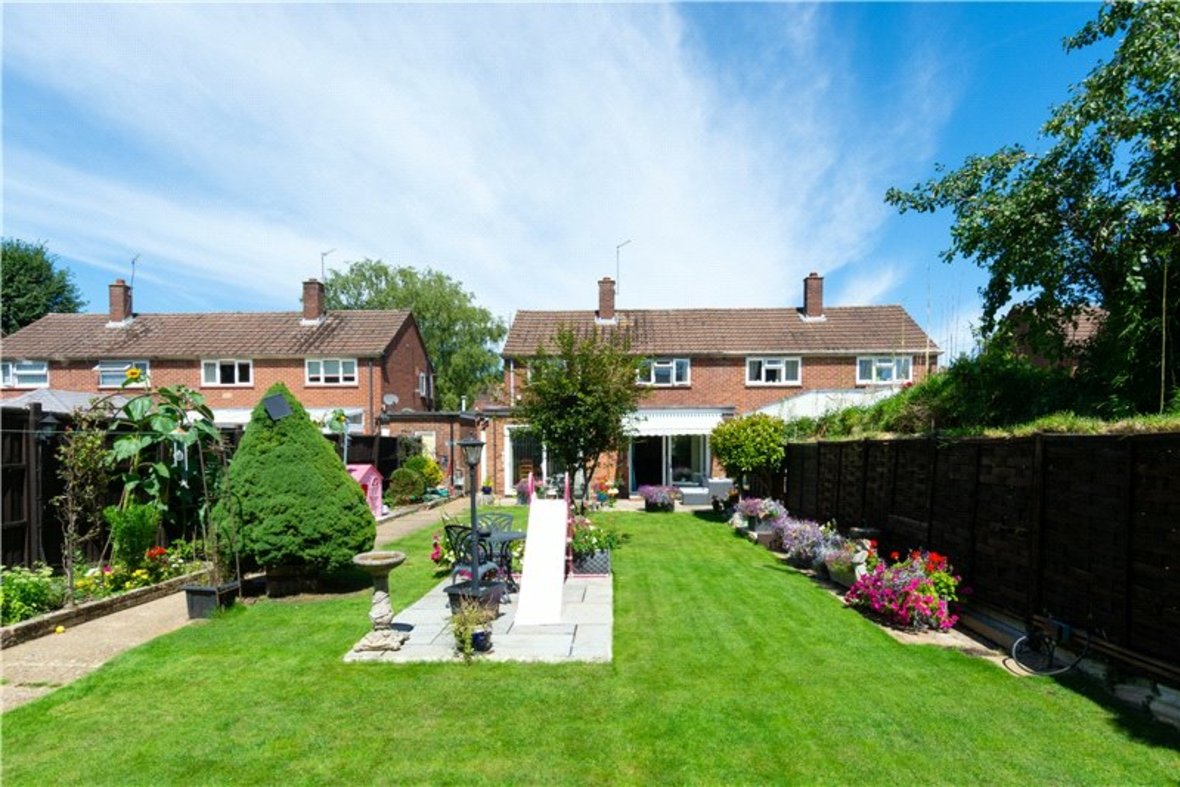 3 Bedroom House Sold Subject to Contract in Birchwood Way, Park Street, St. Albans - View 17 - Collinson Hall
