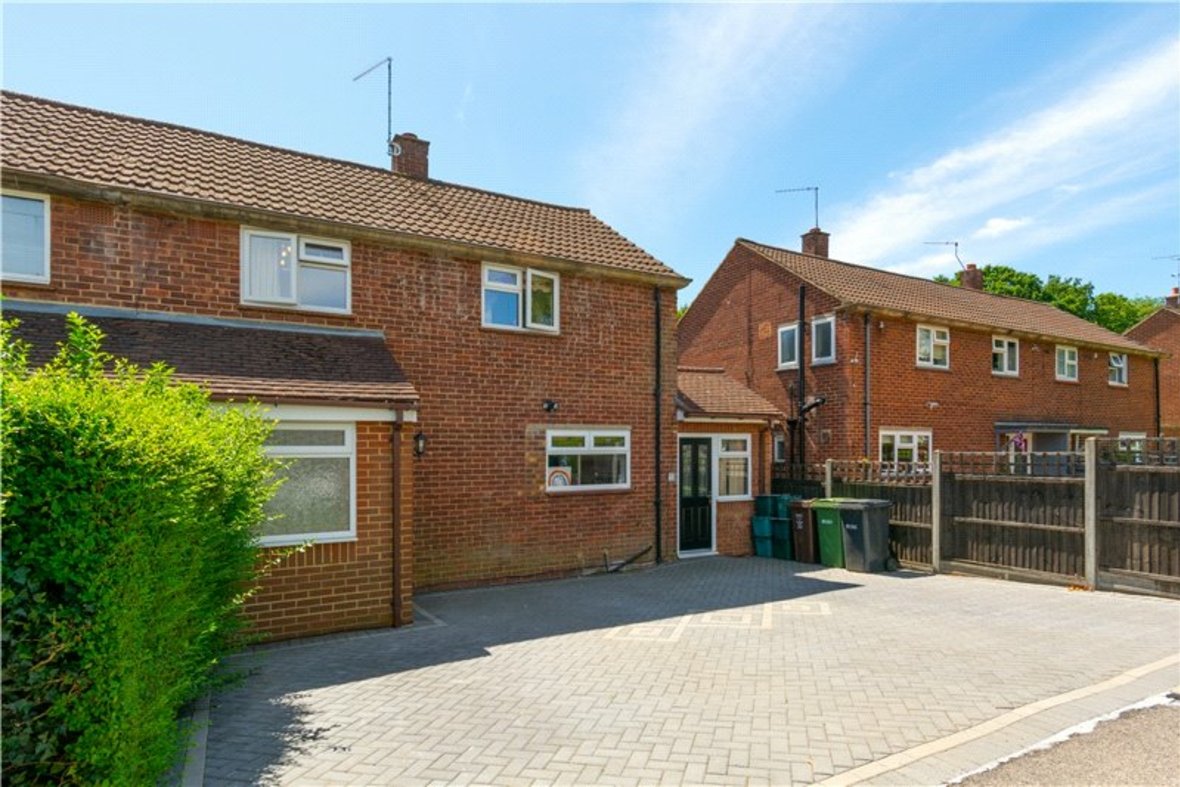 3 Bedroom House Sold Subject to Contract in Birchwood Way, Park Street, St. Albans - View 21 - Collinson Hall