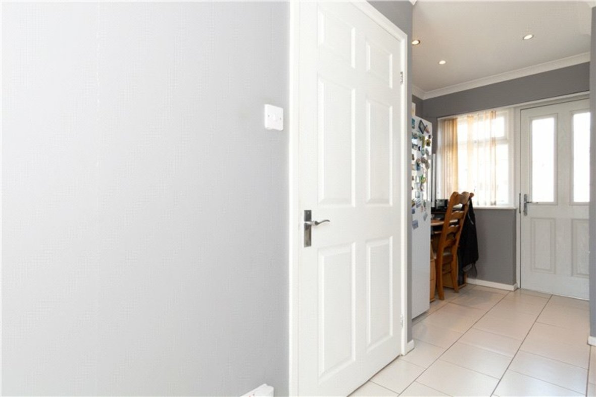 3 Bedroom House Sold Subject to Contract in Birchwood Way, Park Street, St. Albans - View 19 - Collinson Hall