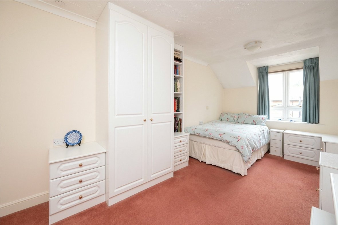 1 Bedroom Apartment For SaleApartment For Sale in Beaumonds, Upper Marlborough Road, St. Albans - View 7 - Collinson Hall