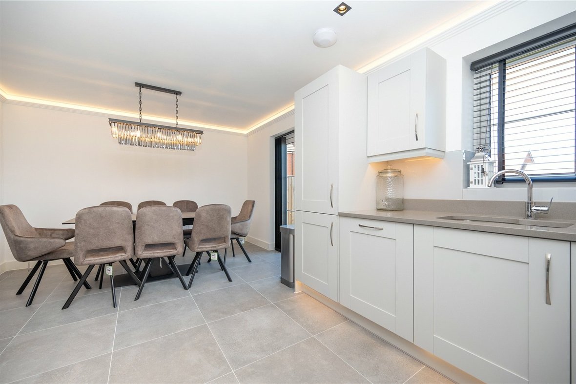 4 Bedroom House For SaleHouse For Sale in Hastings Close, Bricket Wood, St. Albans - View 5 - Collinson Hall