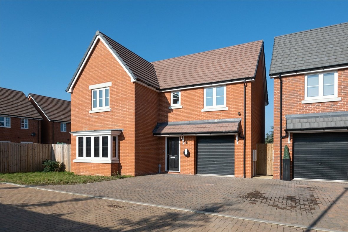 4 Bedroom House For SaleHouse For Sale in Hastings Close, Bricket Wood, St. Albans - View 7 - Collinson Hall