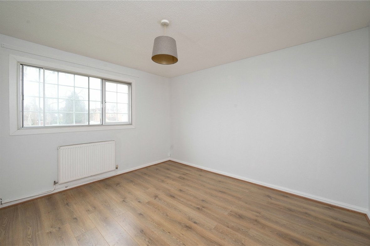 3 Bedroom House For SaleHouse For Sale in Cell Barnes Lane, St. Albans, Hertfordshire - View 11 - Collinson Hall