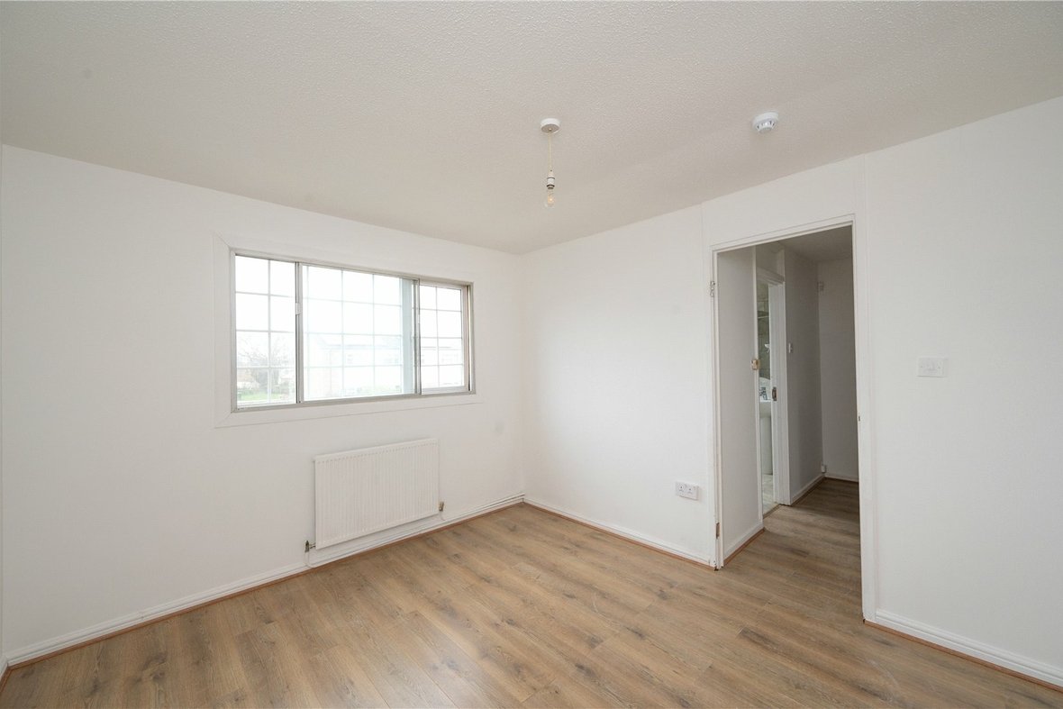 3 Bedroom House For SaleHouse For Sale in Cell Barnes Lane, St. Albans, Hertfordshire - View 8 - Collinson Hall